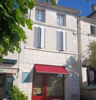 /international/fr/aubeterre-sur-dronne-charente-310107774233/