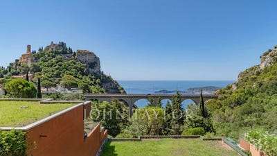 /international/fr/eze-provence-alpes-cote-d-azur-310101087174/