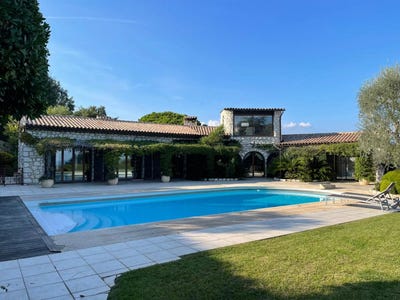/international/fr/biot-hh-15765433-biot-provence-alpes-cote-d-azur-310100958001/?lang=fr