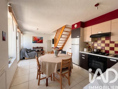 /international/fr/la-charite-sur-loire-burgundy-310108307676/