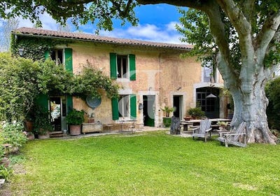 /international/fr/cabannes-provence-alpes-cote-d-azur-310110091185/