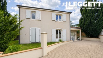 /international/fr/clermont-ferrand-auvergne-310109017355/