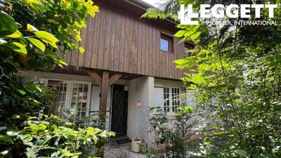 /international/fr/nontron-aquitaine-310100786254/