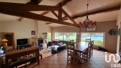 /international/fr/fourques-aquitaine-120092725957/?lang=zh-cn