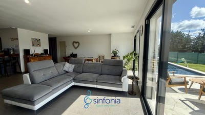 /international/fr/arpaillargues-et-aureillac-languedoc-roussillon-310099042695/?lang=zh-cn