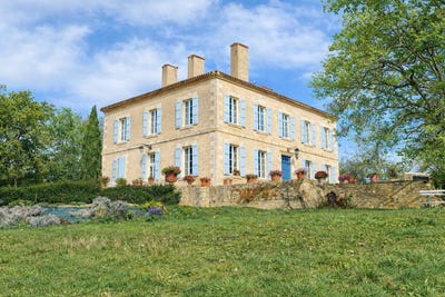 /international/fr/castera-verduzan-midi-pyrenees-310105349042/
