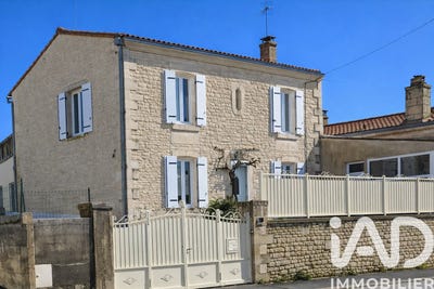 /international/fr/niort-charente-310105539025/