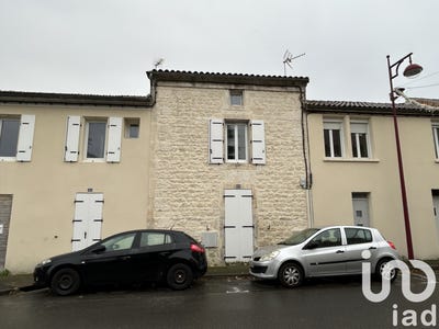 /international/fr/la-couronne-charente-310103039172/