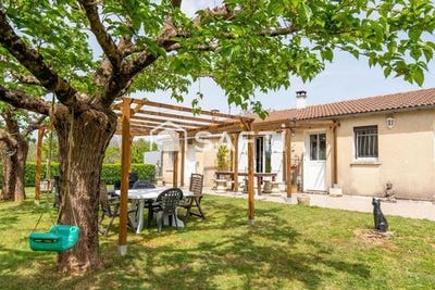 /international/fr/beurlay-charente-310108674897/