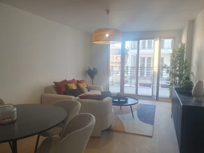 /international/fr/montreuil-ile-de-france-310101228160/
