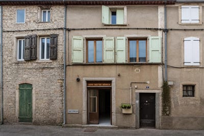 /international/fr/saint-hippolyte-du-fort-languedoc-roussillon-310109924114/