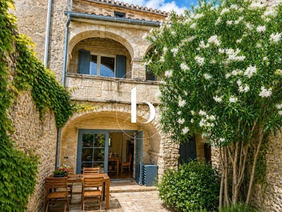 /international/fr/barjac-midi-pyrenees-310107837717/