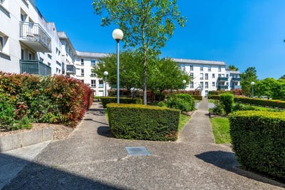 /international/fr/cergy-ile-de-france-310101229431/?lang=en