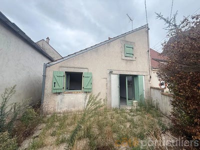 /international/fr/saint-amand-montrond-centre-val-de-loire-310110008328/
