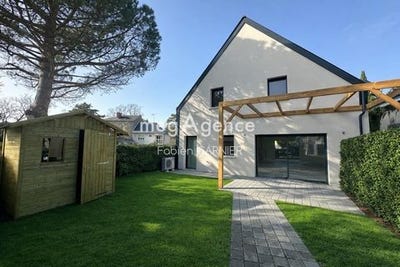 /international/fr/murs-erigne-pays-de-la-loire-310108530699/