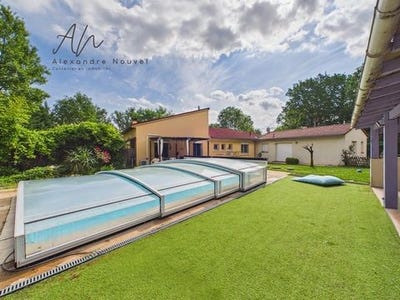 /international/fr/fronton-midi-pyrenees-310107769650/