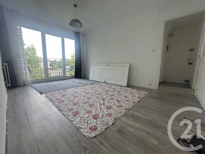 /international/fr/creil-picardie-310100360668/
