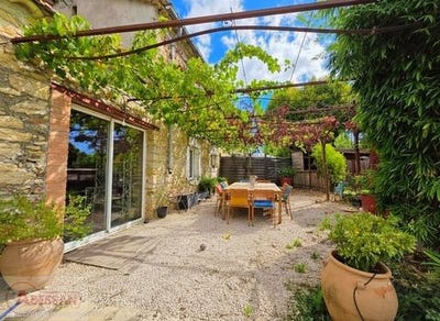 /international/fr/bagard-languedoc-roussillon-310102461901/
