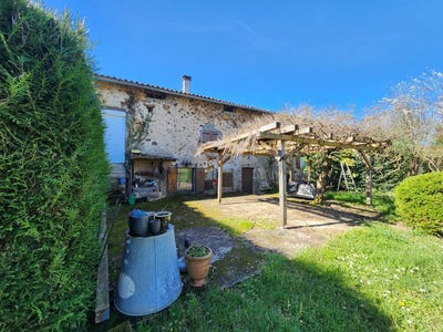/international/fr/brillac-charente-310107560174/