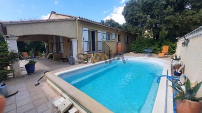 /international/fr/quissac-languedoc-roussillon-310101283996/?lang=en