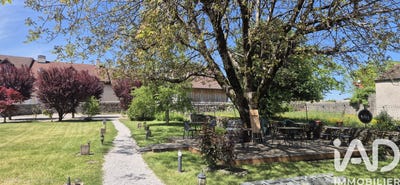 /international/fr/chateau-chalon-franche-comte-310107642565/