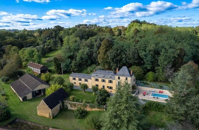 /international/fr/sarlat-la-caneda-aquitaine-120094634736/