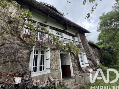 /international/fr/saurat-midi-pyrenees-310108401499/