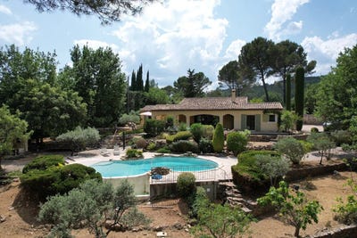 /international/fr/cotignac-provence-alpes-cote-d-azur-310110158827/