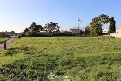 /international/fr/saint-vincent-sur-jard-pays-de-la-loire-120096083926/