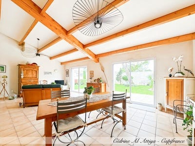 /international/fr/la-rochelle-charente-310108265119/