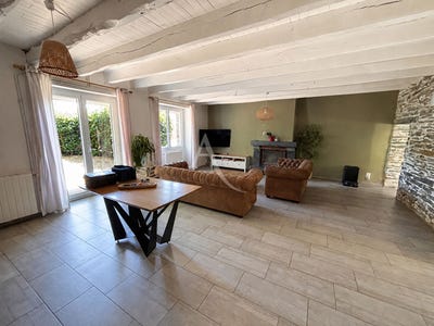 /international/fr/nozay-pays-de-la-loire-310109461783/