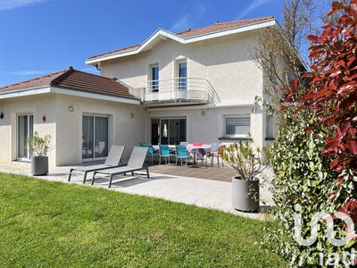 /international/fr/la-buisse-rhone-310098920278/