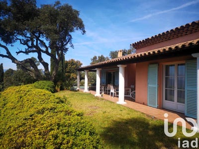 /international/fr/pierrefeu-du-var-provence-alpes-cote-d-azur-310098868836/
