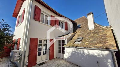/international/fr/orthez-aquitaine-310107888358/