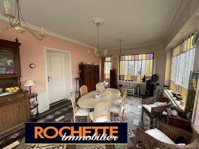 /international/fr/montrond-les-bains-centre-val-de-loire-310098902622/
