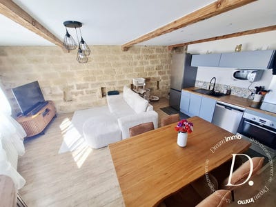 /international/fr/aigues-vives-languedoc-roussillon-310107256778/