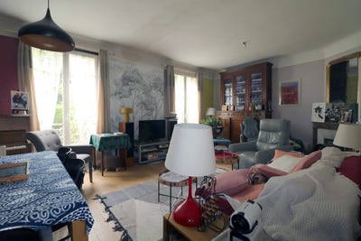/international/fr/versailles-ile-de-france-310108624064/