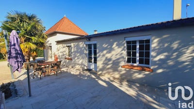 /international/fr/chitenay-centre-val-de-loire-310099218254/