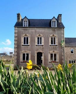 /international/fr/botsorhel-brittany-310106749726/