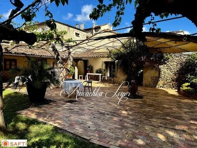 /international/fr/saint-macaire-aquitaine-310107446834/