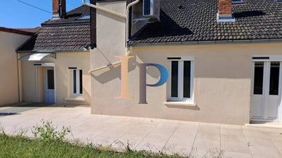 /international/fr/paray-le-monial-burgundy-310099617895/