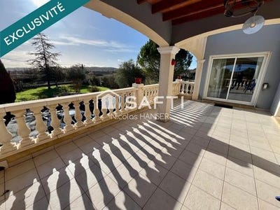 /international/fr/rousson-languedoc-roussillon-310105748097/