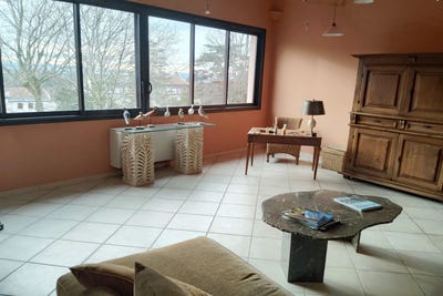 /international/fr/thiers-auvergne-310108596521/