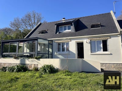 /international/fr/crozon-centre-val-de-loire-310107949104/