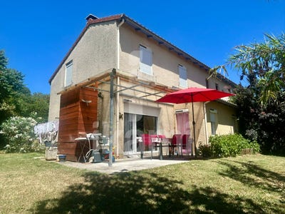 /international/fr/montchenu-rhone-310101130429/