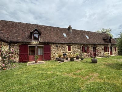 /international/fr/rouffignac-saint-cernin-de-reilhac-aquitaine-310106780474/