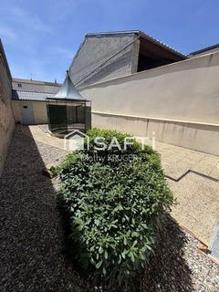 /international/fr/sainte-bazeille-aquitaine-310119407844/