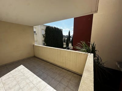 /international/fr/avenue-de-l-europe-castelnau-le-lez-languedoc-roussillon-310108406176/
