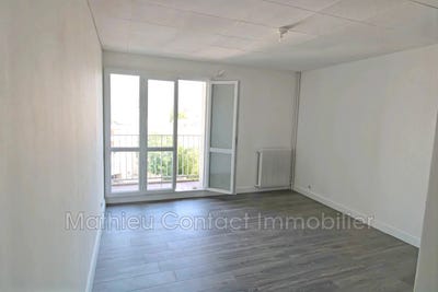 /international/fr/nimes-languedoc-roussillon-310108674273/
