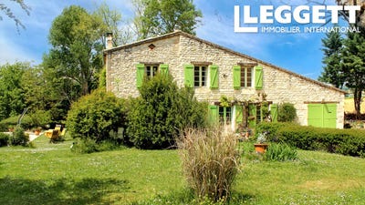 /international/fr/lauzerte-midi-pyrenees-310106572312/